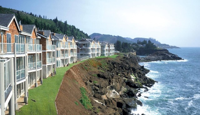 Oregon Coast 2BR Queen at WorldMark Depoe Bay – Stunning Views