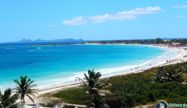 Orient Bay Studio-Exceptional Sea View, Private Pool, Direct Beach Access