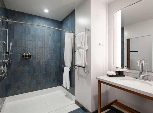 Origin Kansas City Riverfront, a Wyndham Hotel