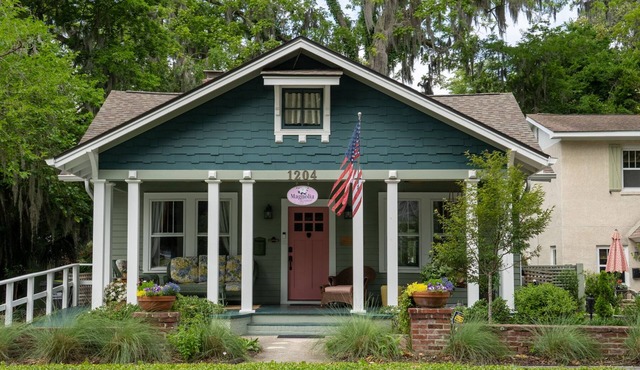 Original Craftsman Cottage