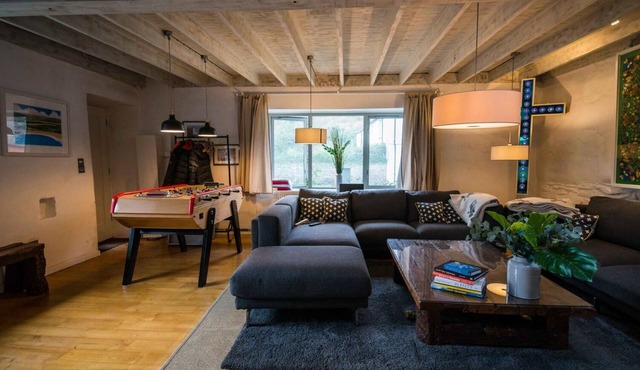 Original Fishing Cellar - Port Gaverne (40m from beach)