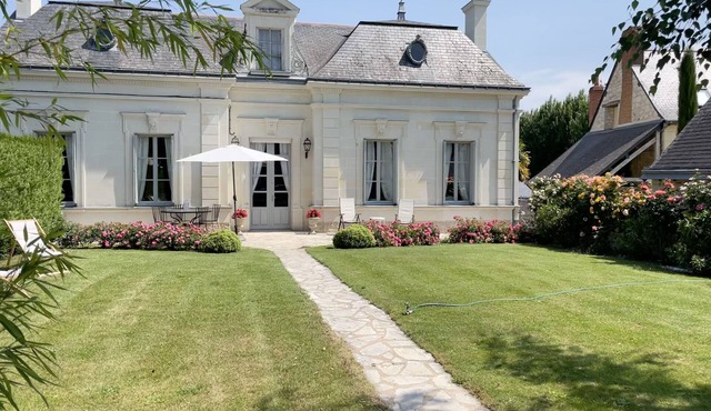 Original house (19 Century) of valley de la loire Large Park
