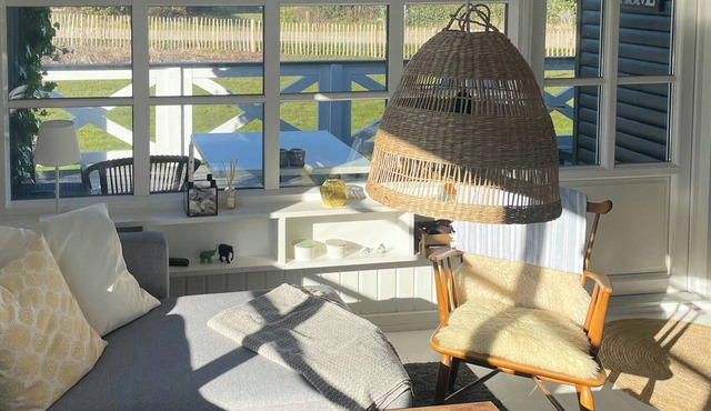 Original wooden summer house with sea view