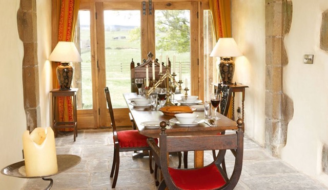 Originally built in 1560 on the site of an earlier medieval castle, with sheltered courtyard gardens