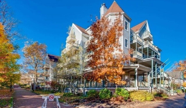 Originally built in Chautauqua Institution in 1890, the original St. Elmo Hotel building was torn down and rebuilt as a residential condominium. It now offers the convenience of an elevator