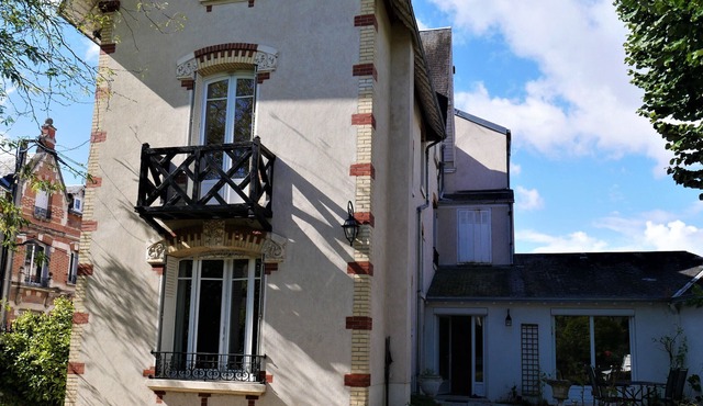 Orléans inn, 3 bedrooms, 6 people