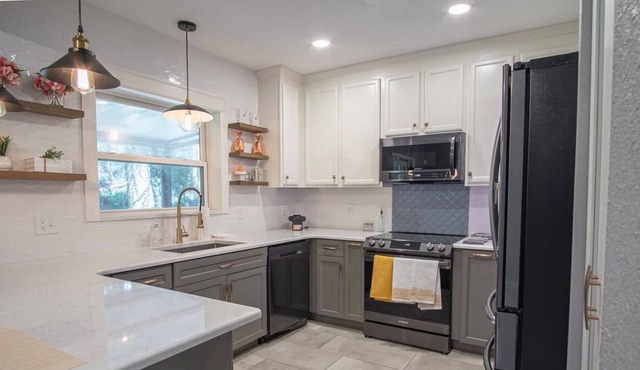 Orlando 3 BED 3 BATH Home! Close to hospitals!