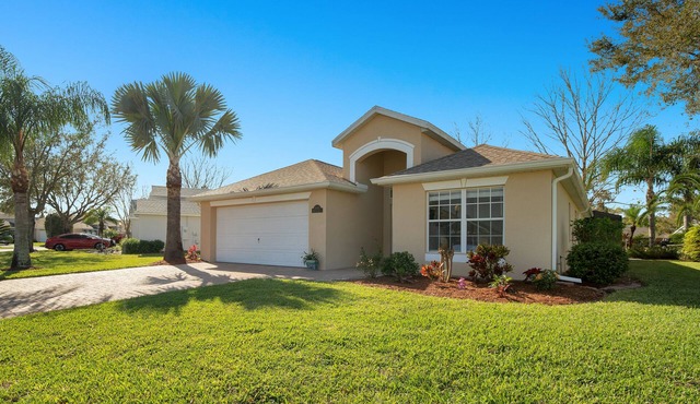 Orlando Area 4 BR/3 BA Villa - Pool, Spa, Game Room, Wi-Fi, Gated Community