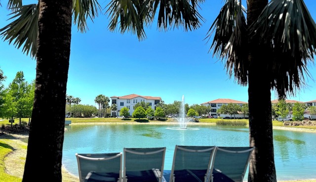 Orlando Bliss Near Disney, Universal parks Two bedroom Apart with full kitchen