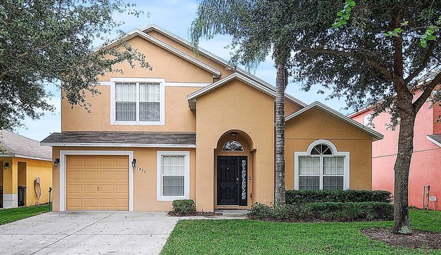 Orlando Getaway Free Hot Spa Big Pool Deck 5BR Family Villa