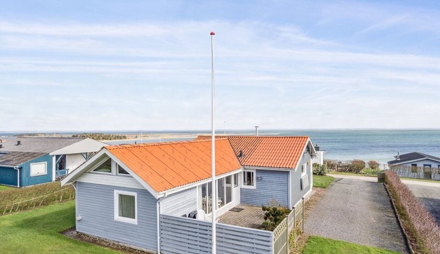 "Ormar" - 100m to the fjord by Interhome