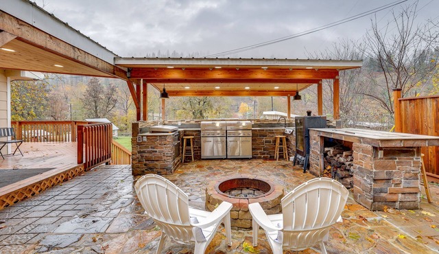 Orofino Cottage - Patio, Hot Tub & Outdoor Kitchen