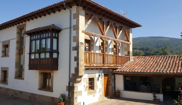 ORZALES FORGAS CAMPOO DE YUSO CANTABRIA