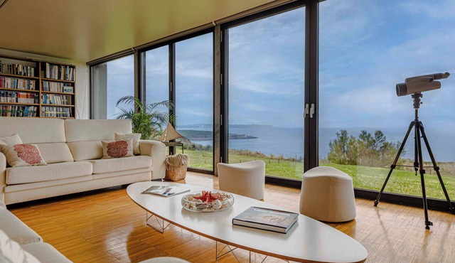 "OS House with sea views, 800 meters from the beach of Somo.