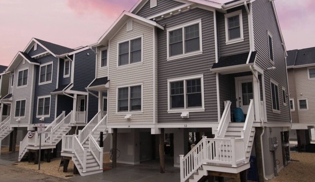 OSBORN12 | BRAND NEW Beachside Townhouse, 3BR 2ba in Osborn Dunes Mantoloking!