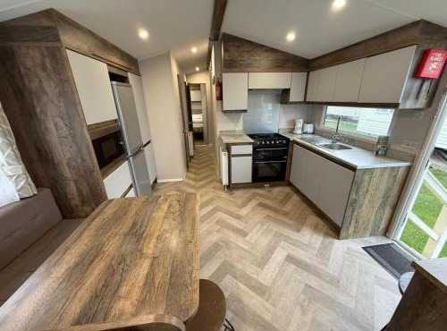 Oscars Inn, West Sands, Seal Bay Resort