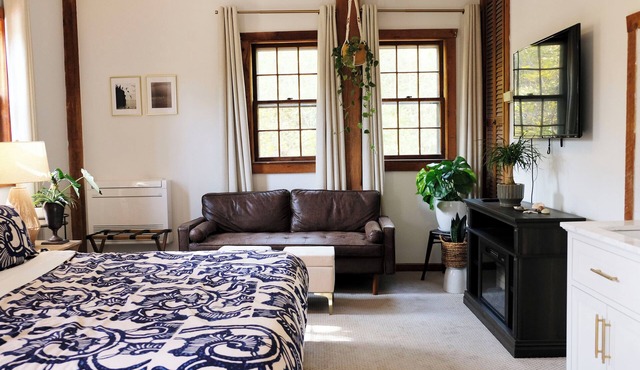 Osceola Mill is a boutique inn located in the Shenandoah Valley 20 minutes from Lexington and Staunton.