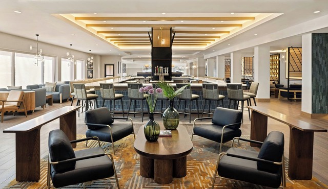 Oshkosh Marriott Waterfront Hotel & Convention Center