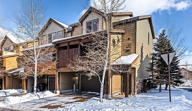 Oslo Style by Olympic Park