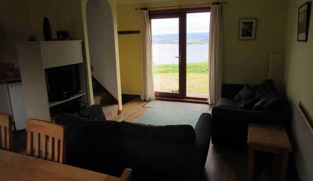 Osprey, Longhouse Cottages