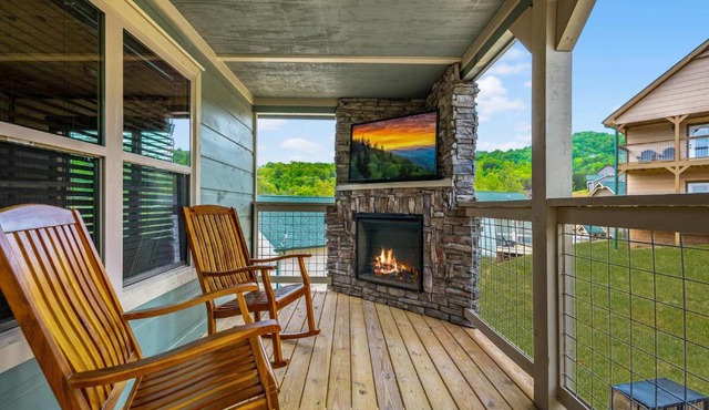 Osprey Nest Cottage Modern New Cabin