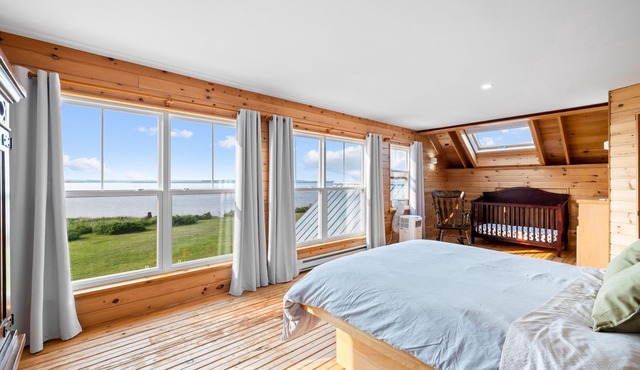 Osprey’s Landing - Executive Oceanfront Beach House