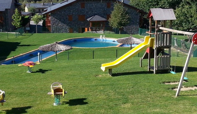 Osseja III - Three Bedroom Apartment, Sleeps 7