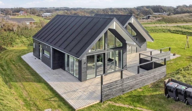 "Othinkarl" - 100m from the sea by Interhome