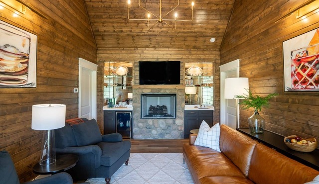 Otis Cottage at Julep Farms