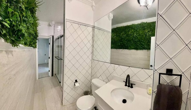 OTR Jungle-Themed Escape