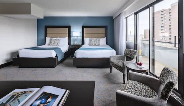 Ottawa Embassy Hotel