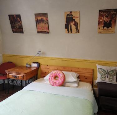 Ottawa University center near train Station & Parliament