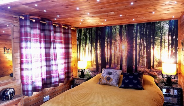 Otter 1 HuntersMoon-Warminster-Longleat-Wiltshire