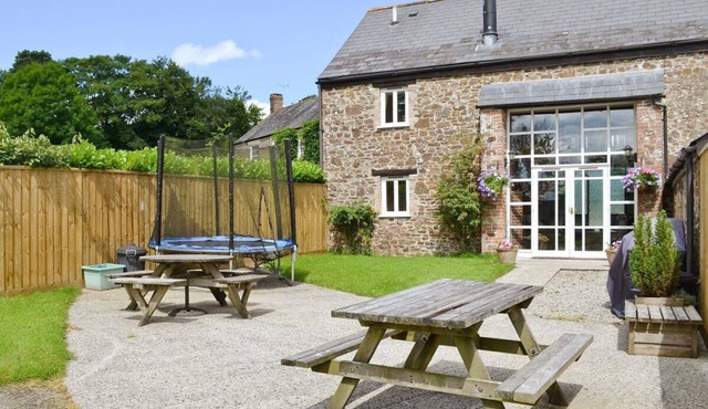 Otter's Den at Libbear Barton