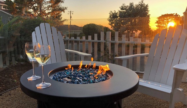 OUR COTTAGE AT CAMBRIA For A Special Carmel-Like Stay. Guests Love This Cottage!