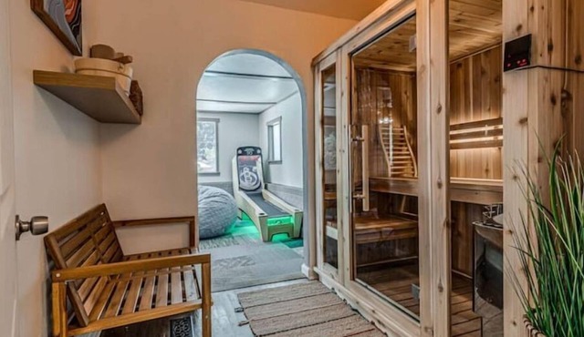 Our family would love to share our house with you!n