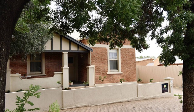 Our Little Gem B&B - "Home away from home"