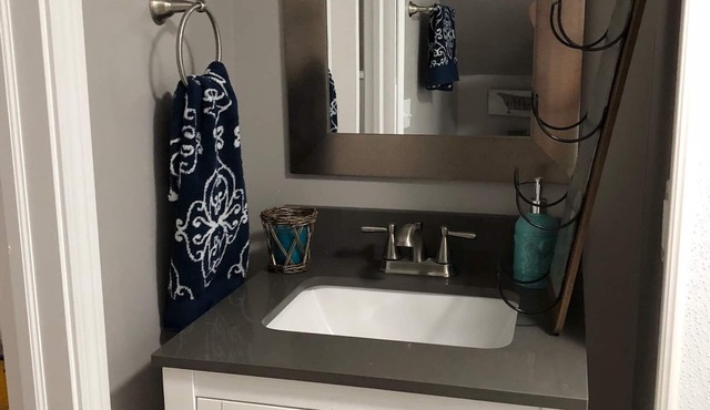 “Our little house on the corner” No cleaning fee and no Taxes all include.