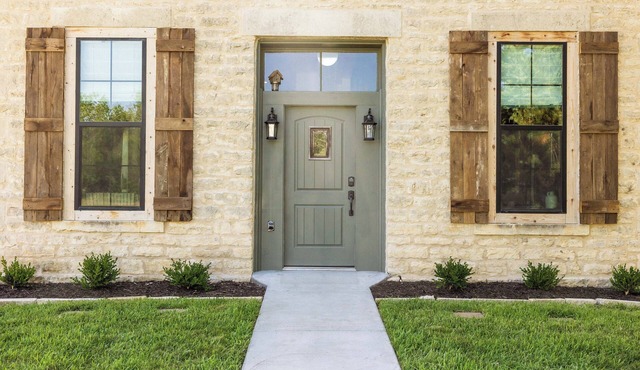 Our Little Schoolhouse on Elm