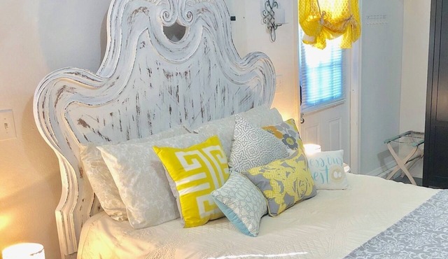 OUR NEST: Nature's Best Getaway; beaches nearby