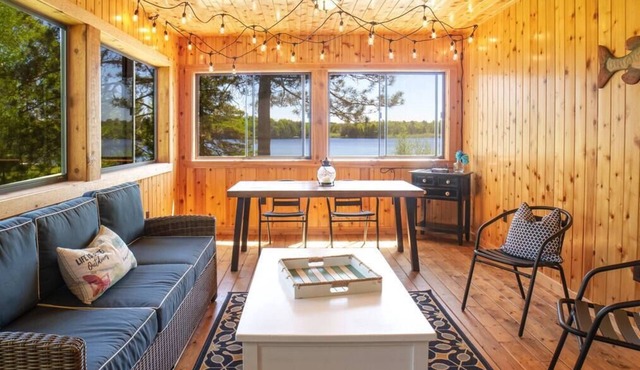 Our Perfect Place-Upper Clam Lake- Snowmobile trail access!