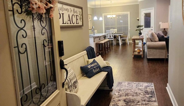 "OUR PLACE" Comfy New 3 Bdm/2 Bath in Searcy, AR minutes from Harding University