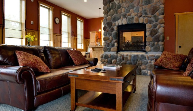 Our property has sold! Contact us to direct you to the new owner's VRBO listing!