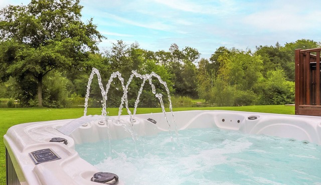 Our wonderful Lakeview Lodges are situated around one of our beautiful lakes.