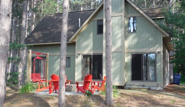 Out-N-About Chalet at CRYSTAL MOUNTAIN: Best rates at Crystal Mountain
