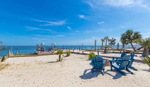 Out of Office | 4BR/3BA Bayfront Home | Pet-Friendly Waterfront Retreat