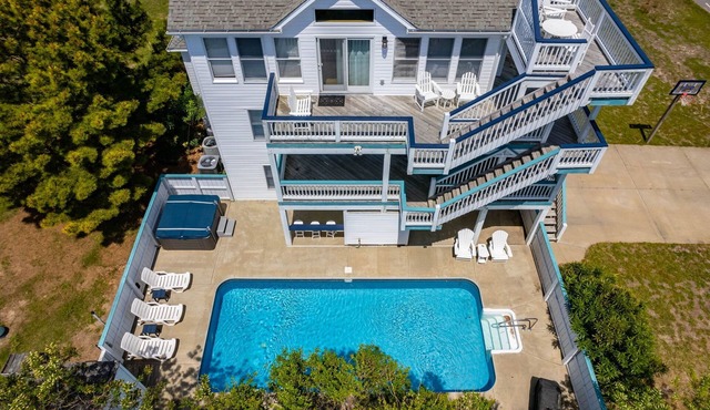 Out of the Blue 8 Bedroom Home With Private Pool