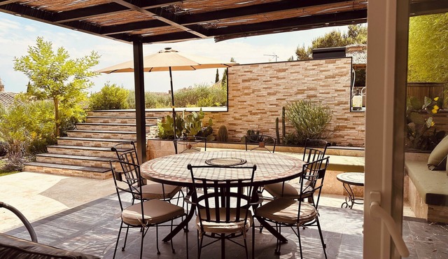 Outbuilding garden/private pool Vedène