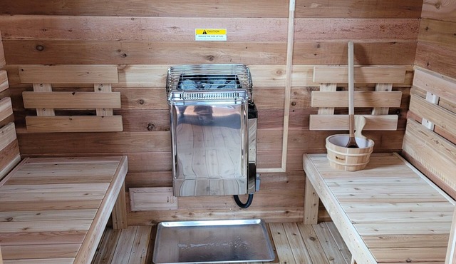 Outdoor Enthusiast's Hideaway and Sauna, Weikert