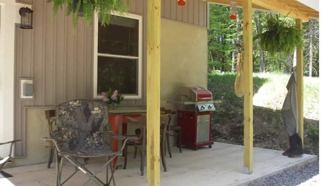 Outdoor Enthusiast's Peaceful Hideaway, Weikert